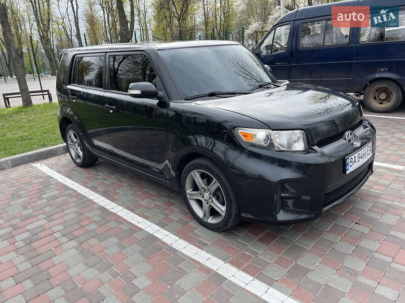 Микровэн Scion xB 2012 в 