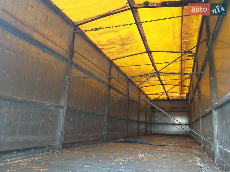 Зерновоз - полуприцеп SDC SDC 1994 в Ладыжине