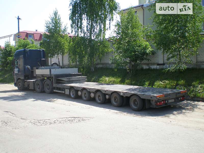Низкорамная платформа SDC Trailers Ltd 2002 в Львове фото Низкорамная платформа SDC Trailers Ltd 2002 в Львове