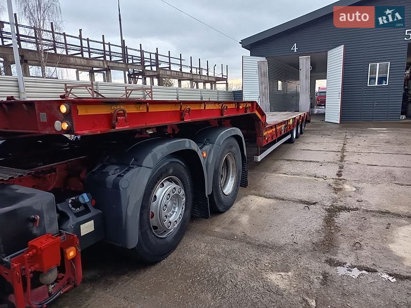 Платформа полуприцеп SDC Trailers Ltd 2006 в Житомире