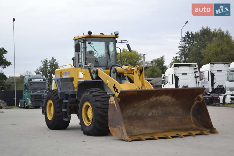 Фронтальный погрузчик SDLG LG 956L 2007 в Хусте