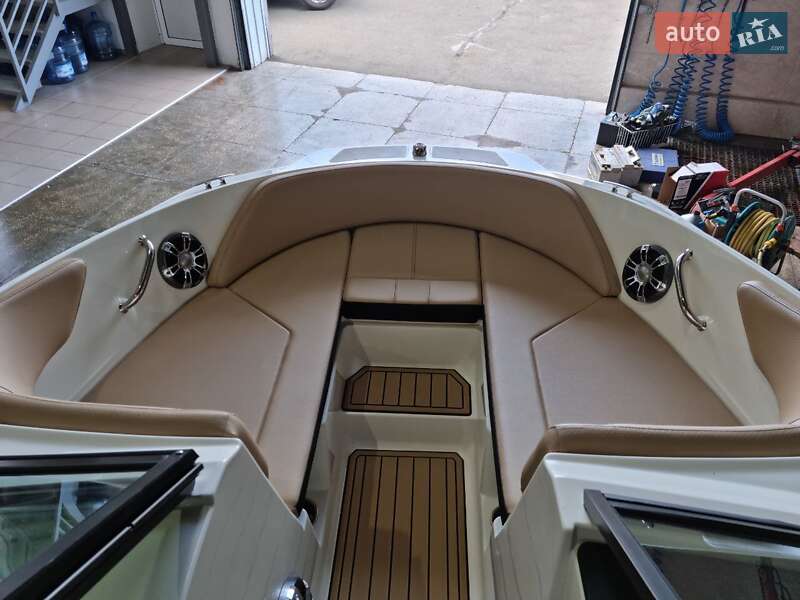 Катер Sea Ray 210 SLX 2021 в Киеве