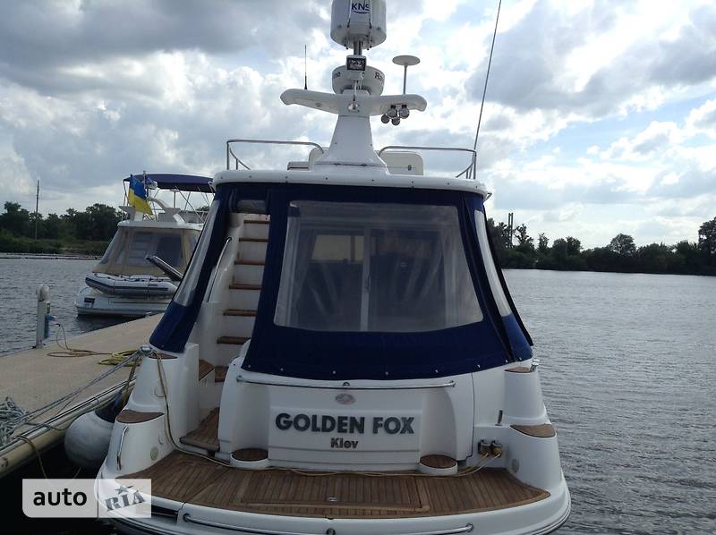 Моторна яхта SeaLine S37 2005 в Києві