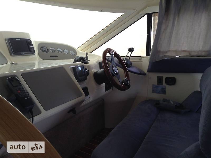 Моторна яхта SeaLine S37 2005 в Києві