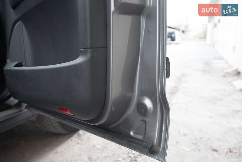 Минивэн SEAT Alhambra 2006 в Тернополе фото 40 Минивэн SEAT Alhambra 2006 в Тернополе