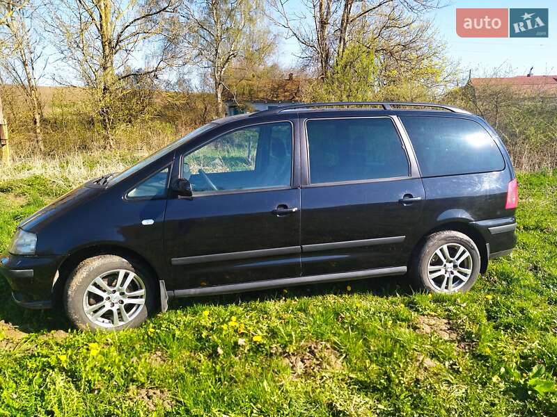 Минивэн SEAT Alhambra 2007 в Дубно