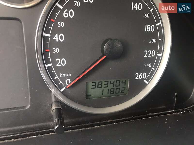 Минивэн SEAT Alhambra 2001 в Ужгороде