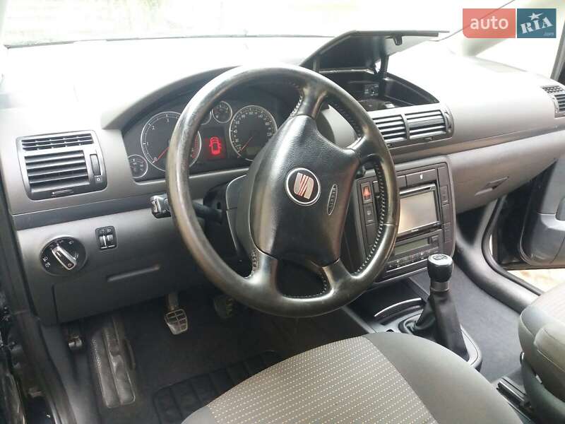 Мінівен SEAT Alhambra 2007 в Житомирі