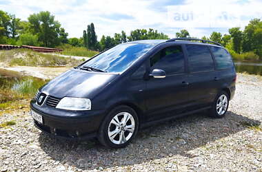 Мінівен SEAT Alhambra 2010 в Кременчуці