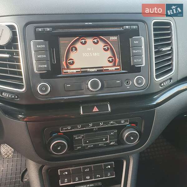 Минивэн SEAT Alhambra 2011 в Хмельницком