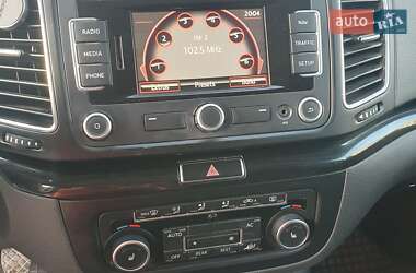 Минивэн SEAT Alhambra 2011 в 