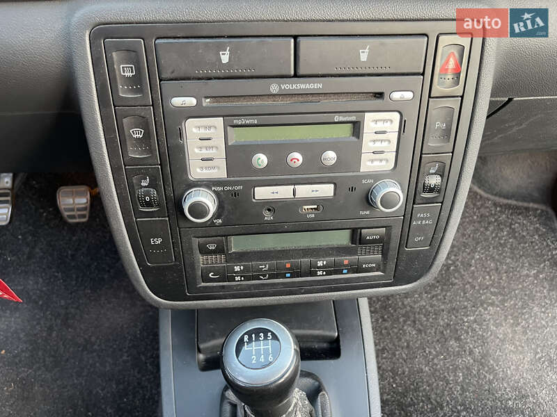 Минивэн SEAT Alhambra 2008 в Новоархангельске