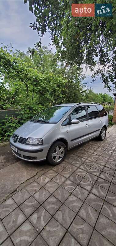 Минивэн SEAT Alhambra 2007 в Ровно