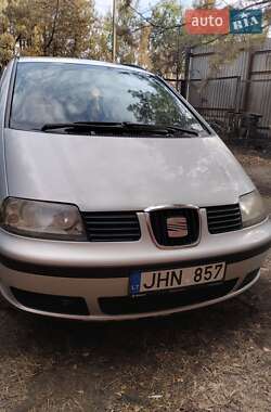 Мінівен SEAT Alhambra 2002 в Ізюмі