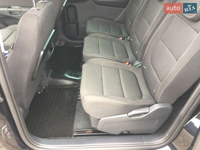Мінівен SEAT Alhambra 2014 в Чернівцях