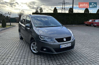 Минивэн SEAT Alhambra 2011 в Долине