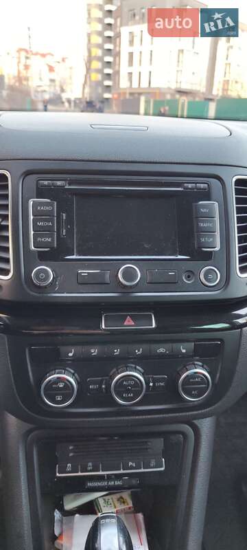 Минивэн SEAT Alhambra 2012 в Тернополе