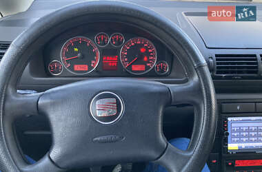 Минивэн SEAT Alhambra 2009 в 