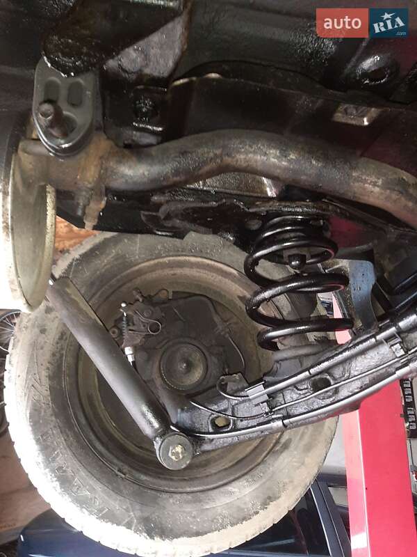 Мінівен SEAT Alhambra 2000 в Івано-Франківську