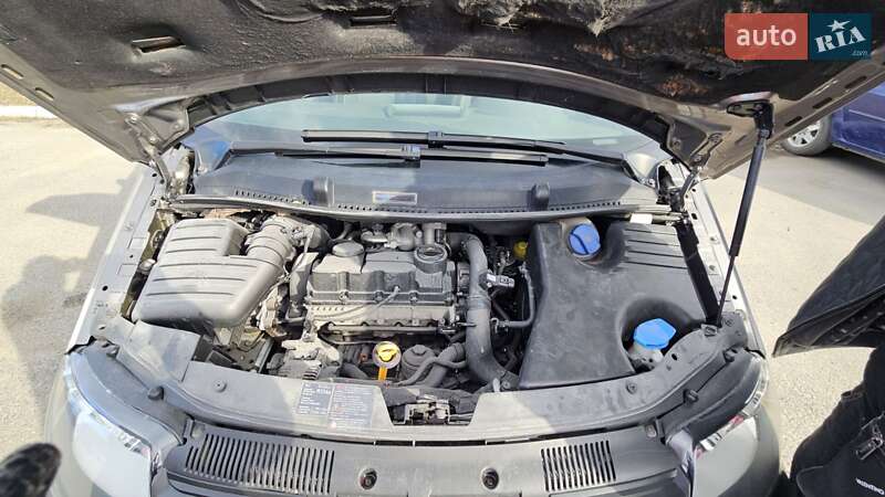 Минивэн SEAT Alhambra 2006 в Харькове фото 12 Минивэн SEAT Alhambra 2006 в Харькове