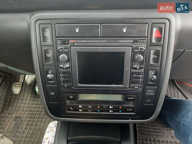 Мінівен SEAT Alhambra 2009 в Києві