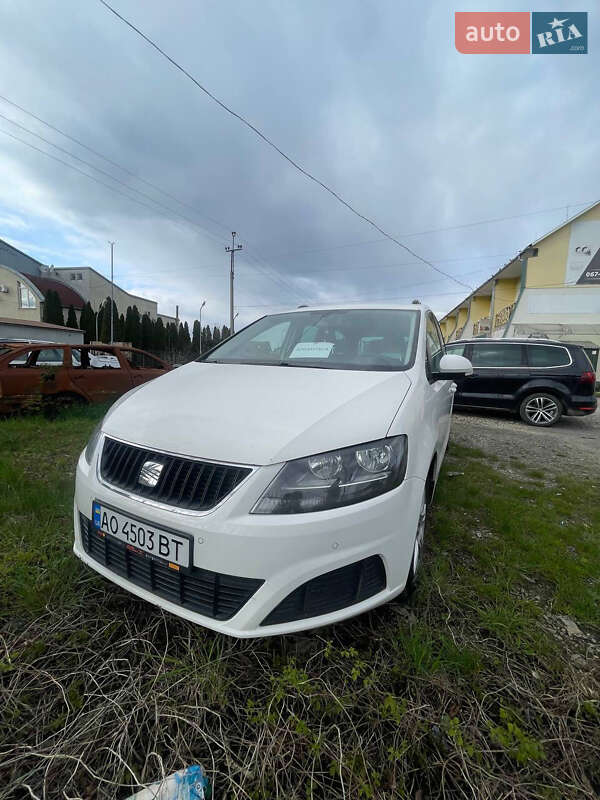 Минивэн SEAT Alhambra 2011 в Тячеве