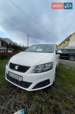 Минивэн SEAT Alhambra 2011 в 