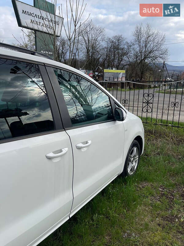 Минивэн SEAT Alhambra 2011 в Тячеве