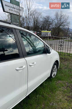 Минивэн SEAT Alhambra 2011 в 