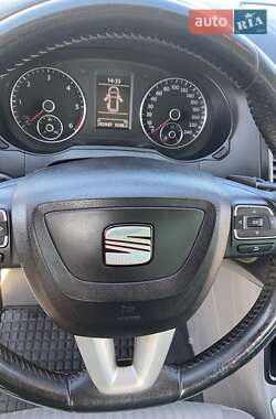 Мінівен SEAT Alhambra 2012 в 