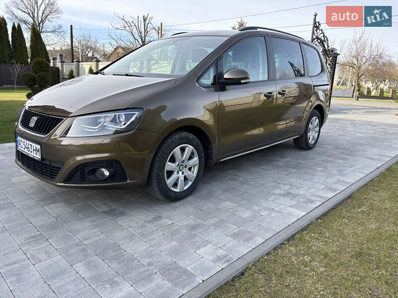 Минивэн SEAT Alhambra 2013 в 