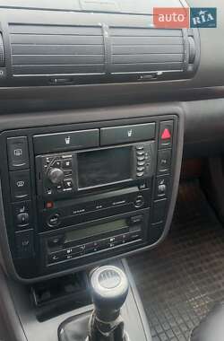 Минивэн SEAT Alhambra 2004 в 