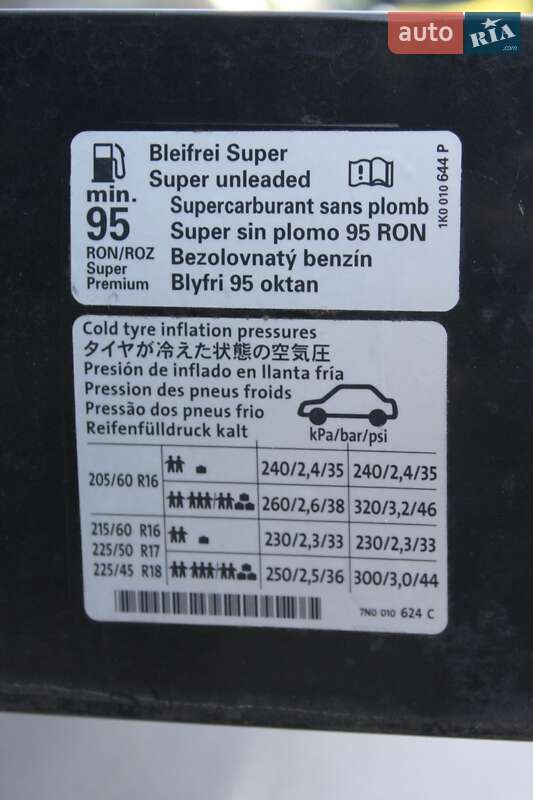 Минивэн SEAT Alhambra 2011 в Ужгороде