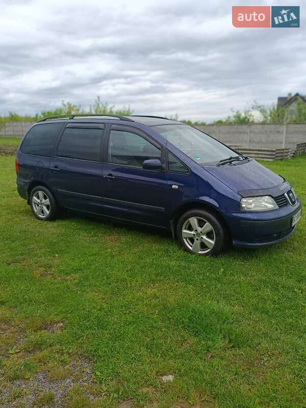 Мінівен SEAT Alhambra 2002 в Яворові