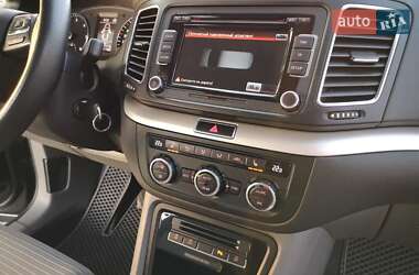 Минивэн SEAT Alhambra 2012 в 