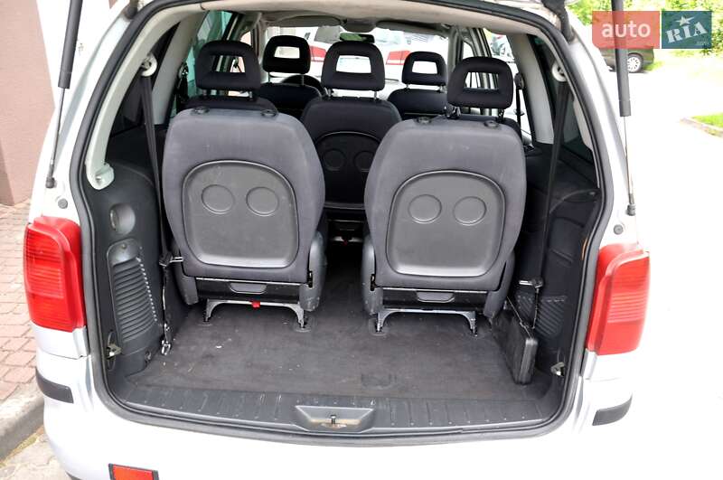 Минивэн SEAT Alhambra 2002 в Львове