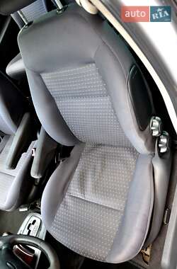 Минивэн SEAT Alhambra 2002 в 