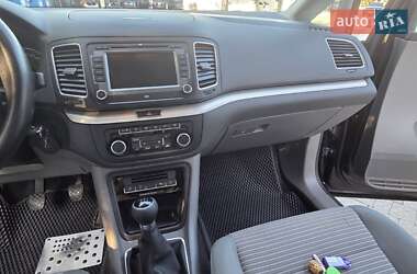 Минивэн SEAT Alhambra 2011 в 