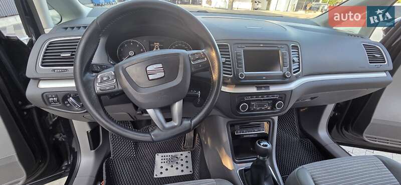 Минивэн SEAT Alhambra 2011 в Ужгороде