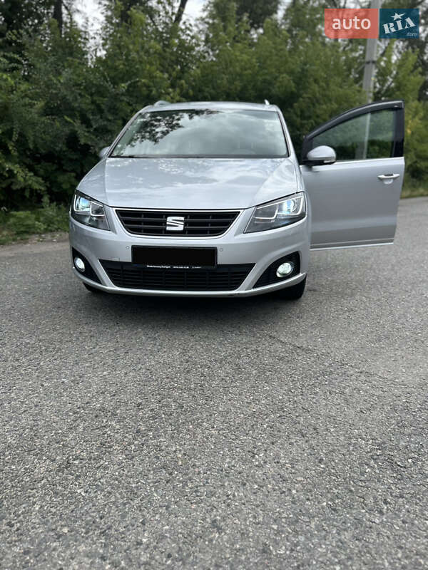 Минивэн SEAT Alhambra 2016 в Днепре