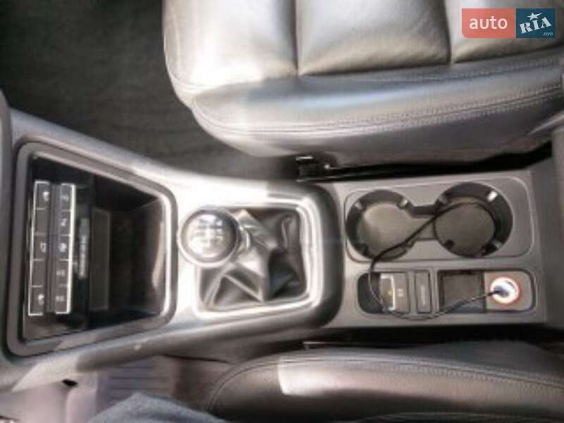 Минивэн SEAT Alhambra 2015 в Ровно