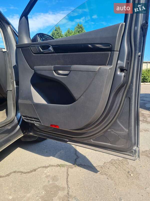 Минивэн SEAT Alhambra 2012 в Каменском фото 6 Минивэн SEAT Alhambra 2012 в Каменском