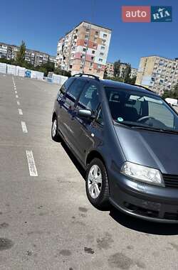 Минивэн SEAT Alhambra 2008 в 