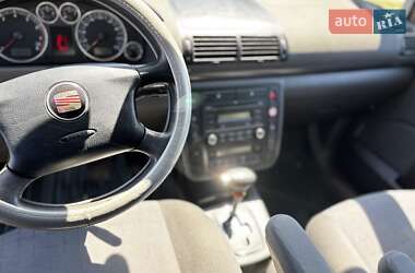Минивэн SEAT Alhambra 2008 в 