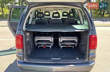 Минивэн SEAT Alhambra 2008 в 