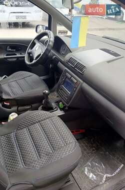 Минивэн SEAT Alhambra 2003 в 