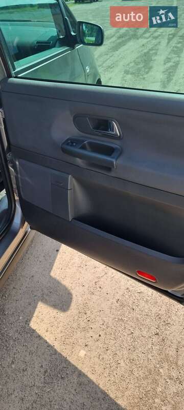 Минивэн SEAT Alhambra 2007 в Городке
