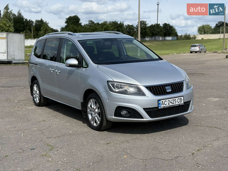 Минивэн SEAT Alhambra 2011 в Луцке