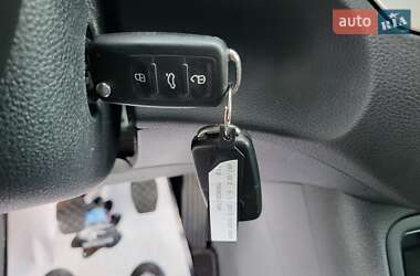 Минивэн SEAT Alhambra 2013 в 