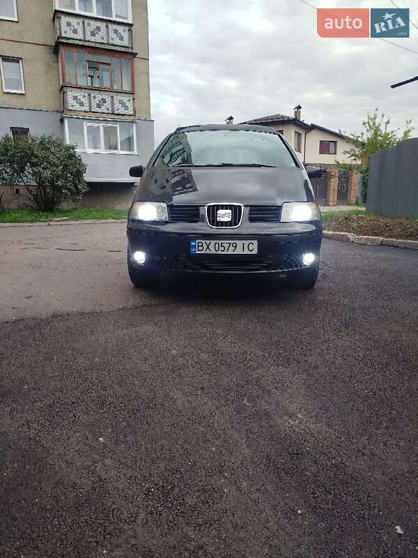 Минивэн SEAT Alhambra 2006 в 